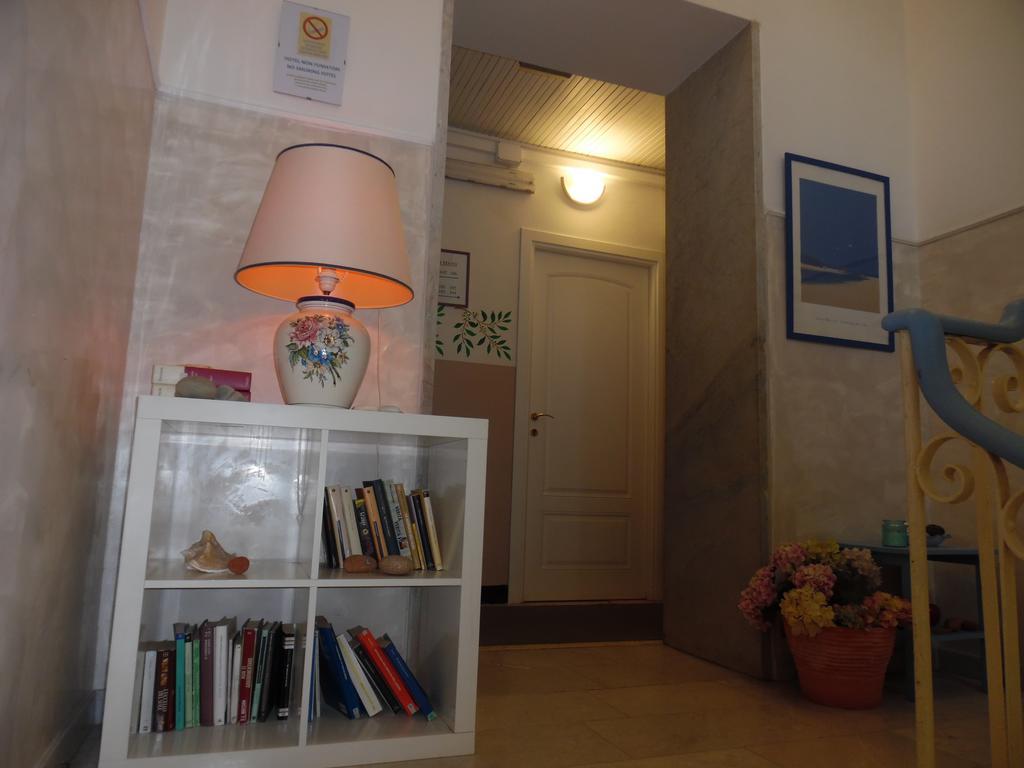 Hotel Bel Sito Генуя Екстер'єр фото